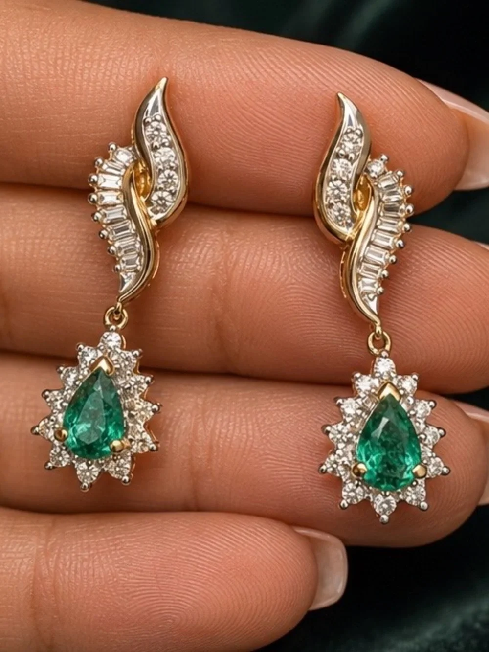 Watch Video / 10K Gold Diamond & Emerald Drop Earrings - Picture 1 of 7